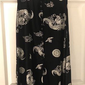 Adorable long Maxi skirt